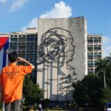 テレコムセンター駅の焼肉で大人女子がときめく！知る人ぞ知る名店とお台場の夜景デート案内